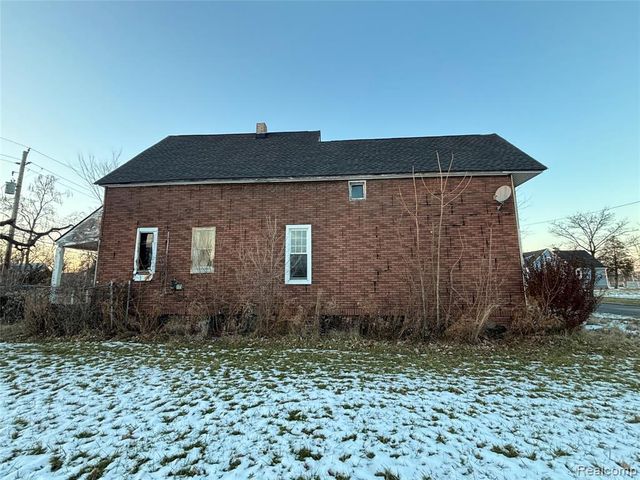 3433 Mcclellan Street, Detroit, MI 48214