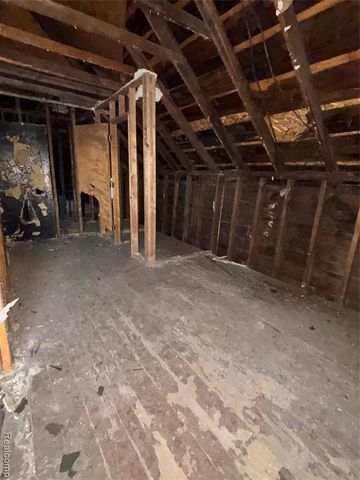 3433 Mcclellan Street, Detroit, MI 48214