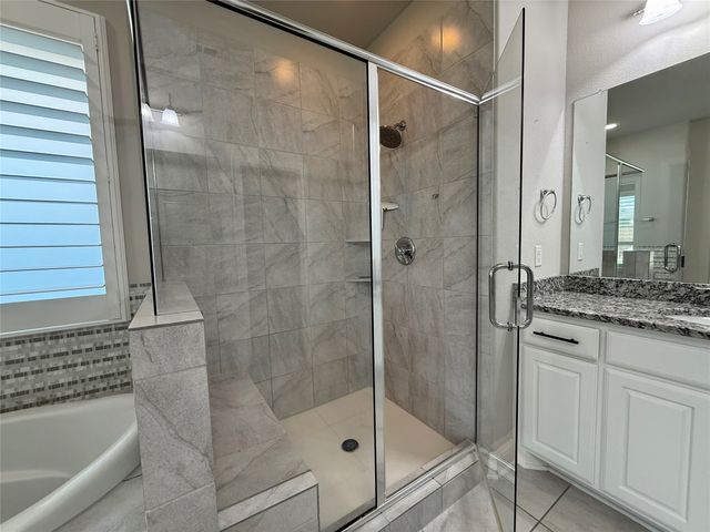 509 Lomax Lane, Fort Worth, TX 76131