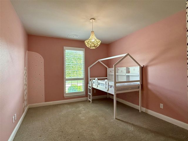 509 Lomax Lane, Fort Worth, TX 76131