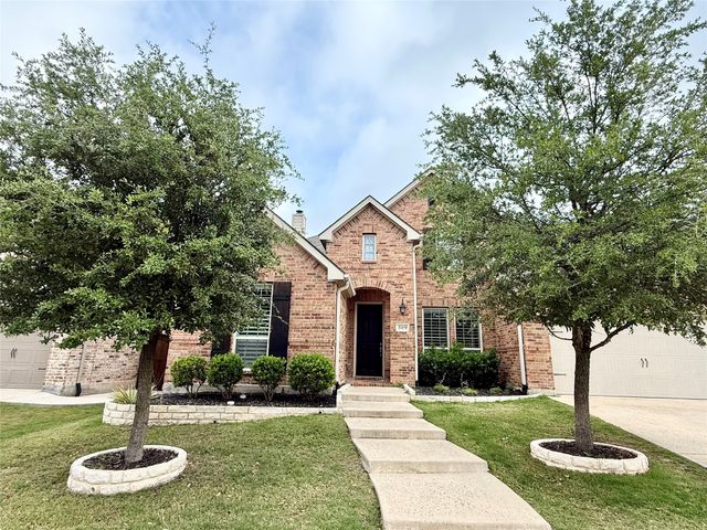 509 Lomax Lane, Fort Worth, TX 76131