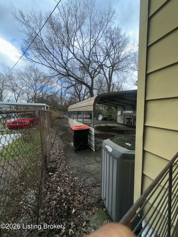 407 S 41st St, Louisville, KY 40212