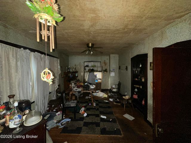 407 S 41st St, Louisville, KY 40212