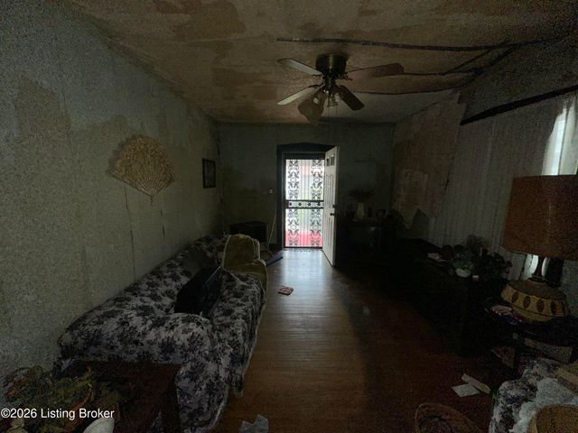 407 S 41st St, Louisville, KY 40212