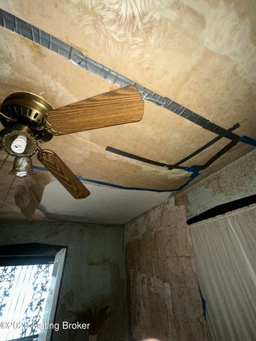 407 S 41st St, Louisville, KY 40212