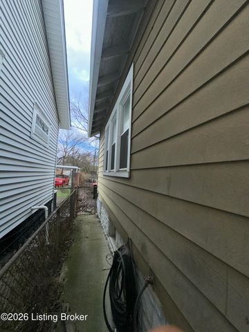 407 S 41st St, Louisville, KY 40212