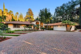 4446 Hayvenhurst Avenue, Encino, CA 91436