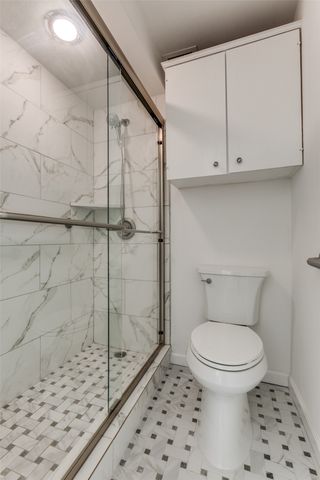 6211 W Northwest Highway 304, Dallas, TX 75225