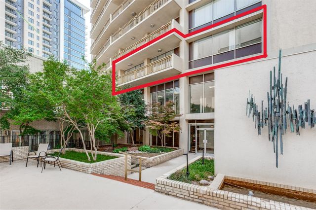 6211 W Northwest Highway 304, Dallas, TX 75225