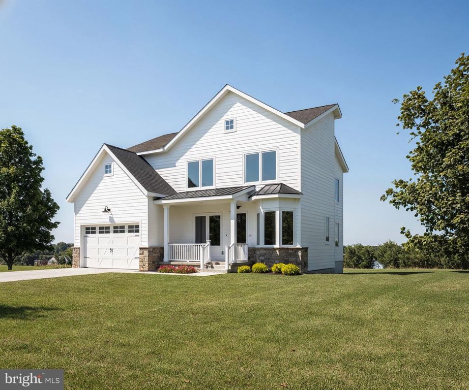 17991 OLD TRIANGLE RD, Triangle, VA 22172