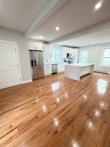 8 Brookfield St, Lawrence, MA 01843