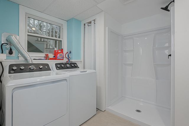 24 Hampton Falls Road, Exeter, NH 03833