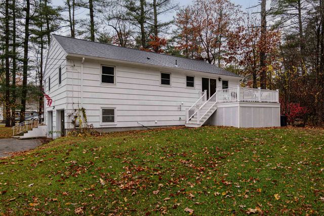 24 Hampton Falls Road, Exeter, NH 03833