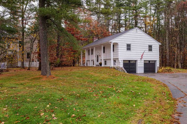 24 Hampton Falls Road, Exeter, NH 03833