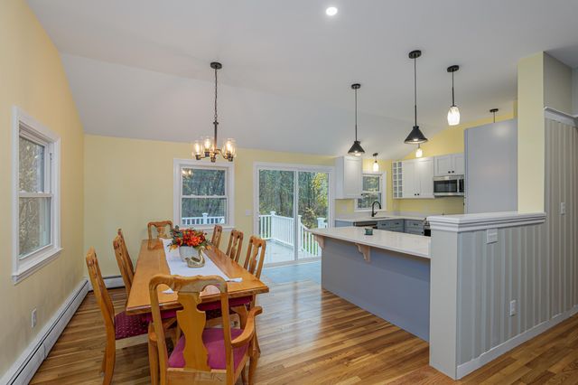 24 Hampton Falls Road, Exeter, NH 03833