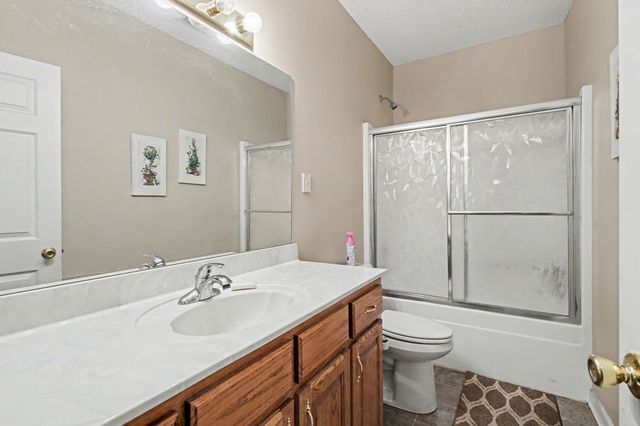 105 CULVER WAY, Oakland, TN 38068