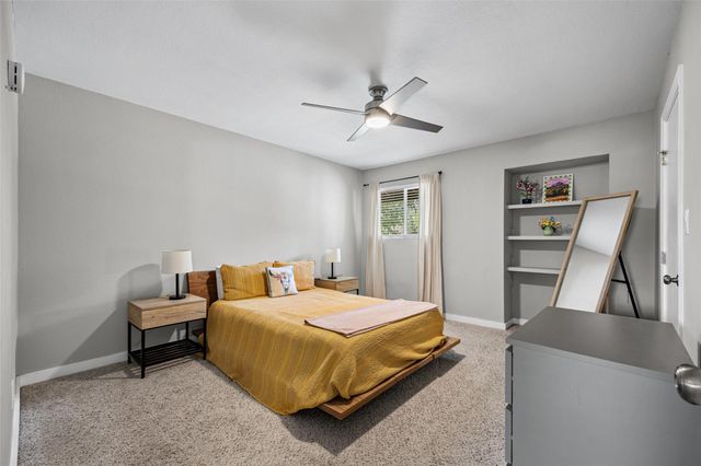 1404 Southport DR A, Austin, TX 78704