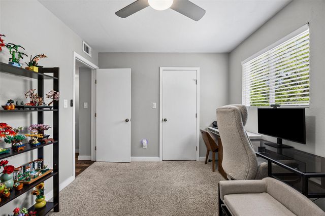 1404 Southport DR A, Austin, TX 78704