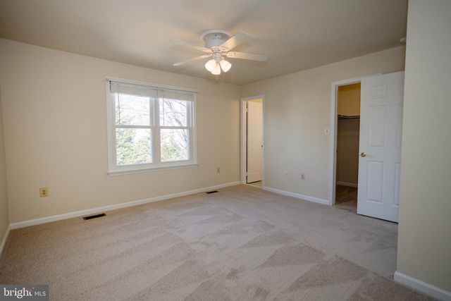 8768 TOMISLAV ST, Manassas, VA 20110