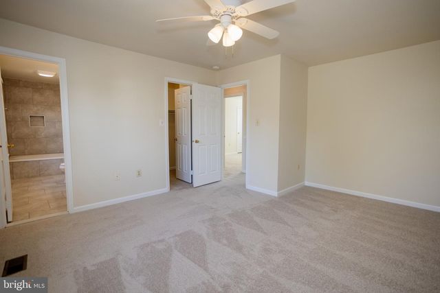 8768 TOMISLAV ST, Manassas, VA 20110