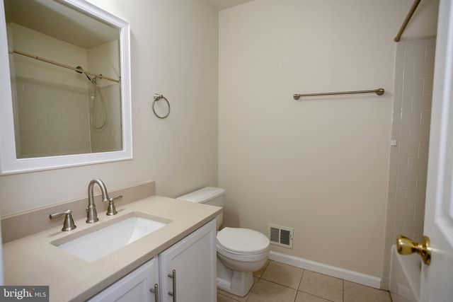 8768 TOMISLAV ST, Manassas, VA 20110