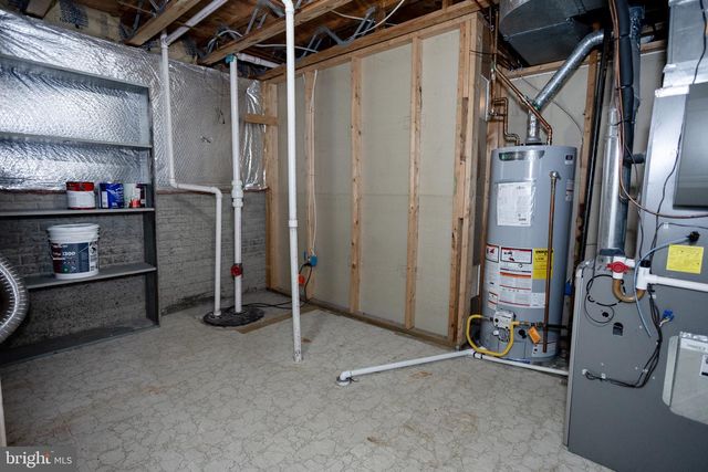 8768 TOMISLAV ST, Manassas, VA 20110