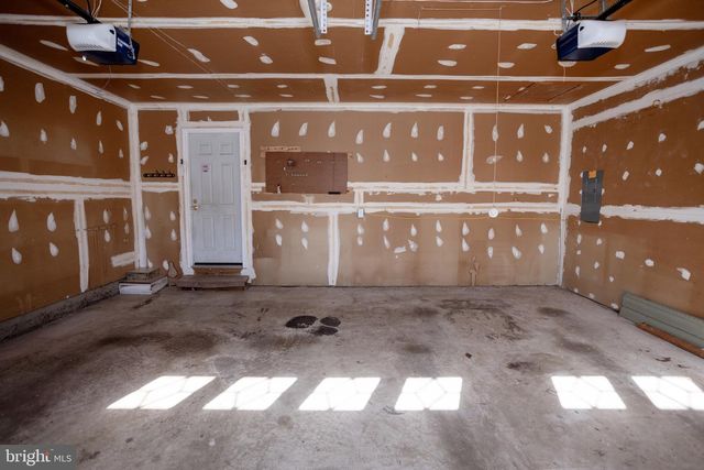 8768 TOMISLAV ST, Manassas, VA 20110