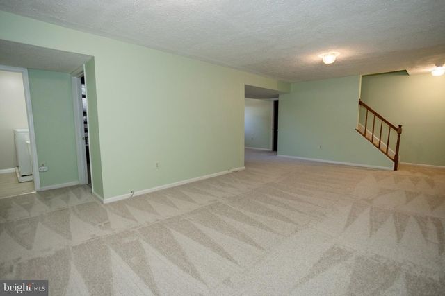 8768 TOMISLAV ST, Manassas, VA 20110