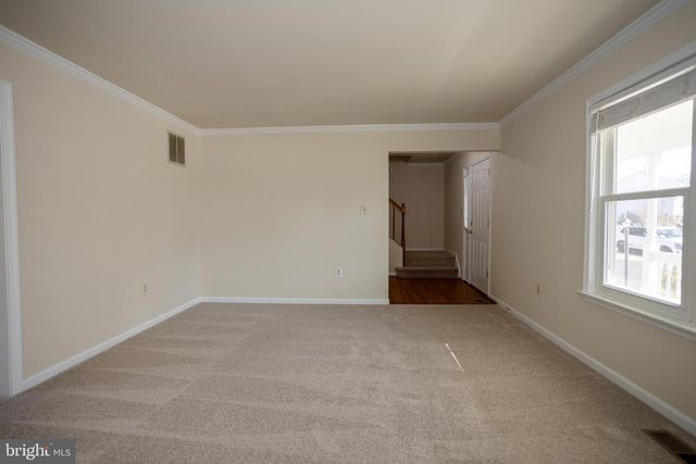 8768 TOMISLAV ST, Manassas, VA 20110