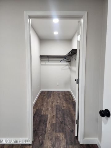 26 Charlie Daughdrill Road, Carriere, MS 39426