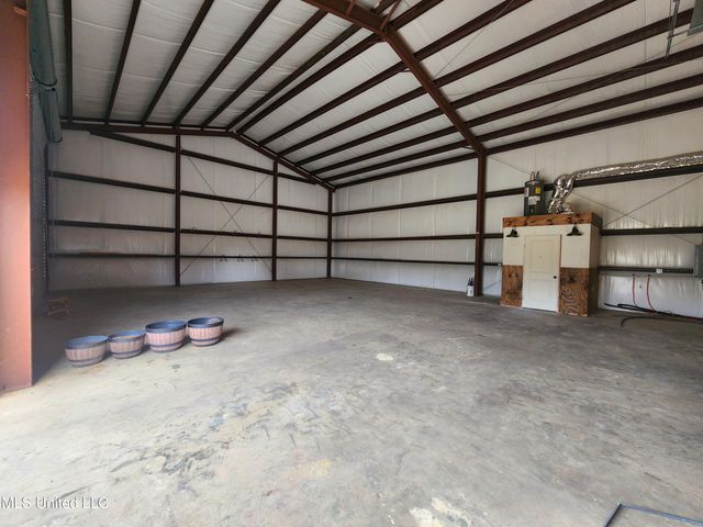 26 Charlie Daughdrill Road, Carriere, MS 39426