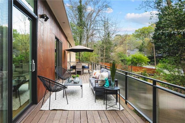 1944 McLendon Avenue NE, Atlanta, GA 30307