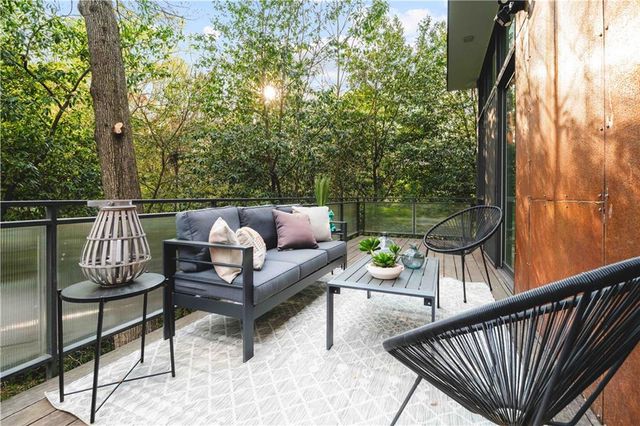 1944 McLendon Avenue NE, Atlanta, GA 30307