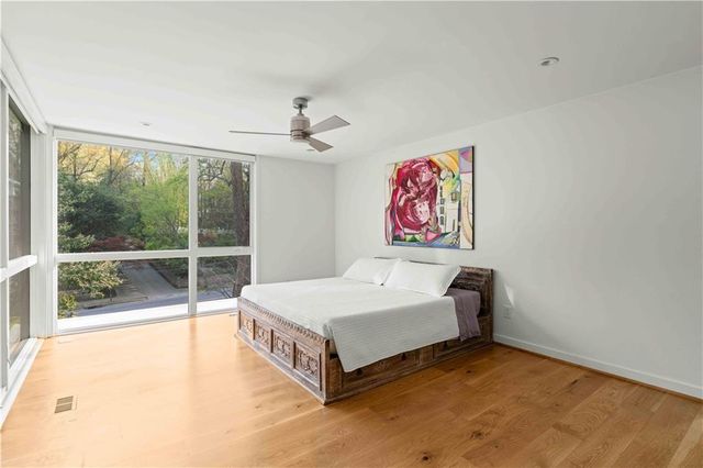 1944 McLendon Avenue NE, Atlanta, GA 30307