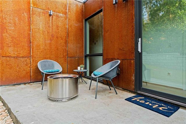 1944 McLendon Avenue NE, Atlanta, GA 30307