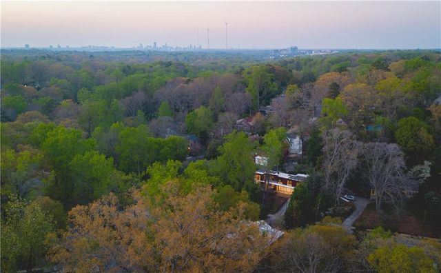 1944 McLendon Avenue NE, Atlanta, GA 30307