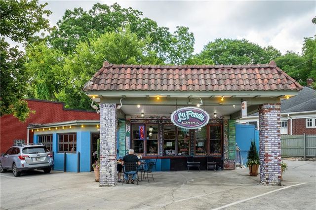 1944 McLendon Avenue NE, Atlanta, GA 30307