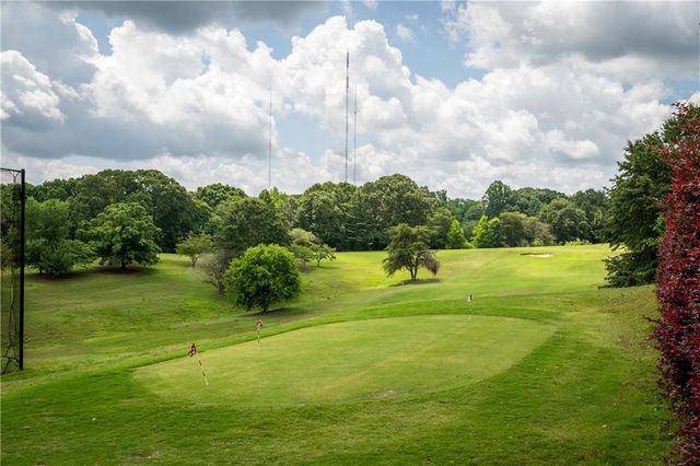 1944 McLendon Avenue NE, Atlanta, GA 30307