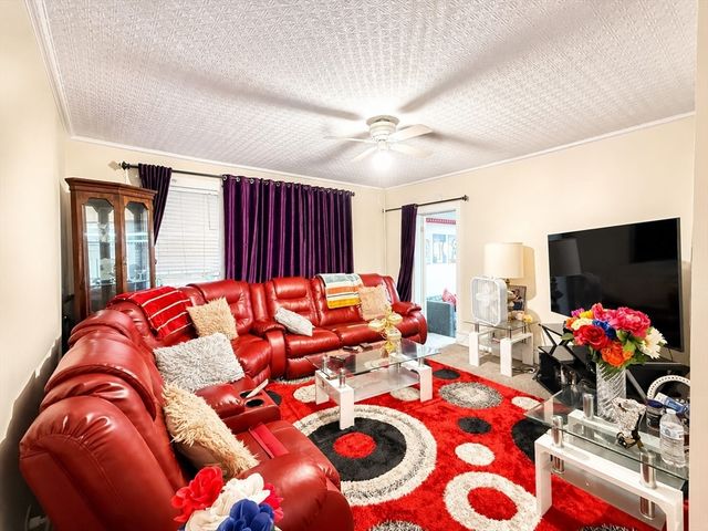 145-147 Hancock St, Springfield, MA 01109