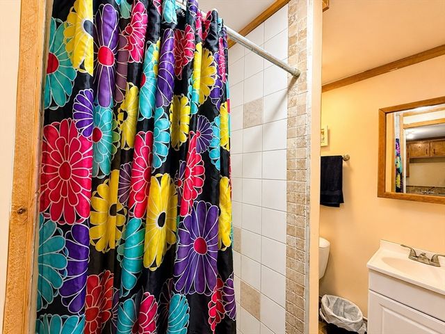 145-147 Hancock St, Springfield, MA 01109
