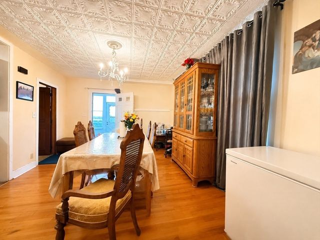 145-147 Hancock St, Springfield, MA 01109