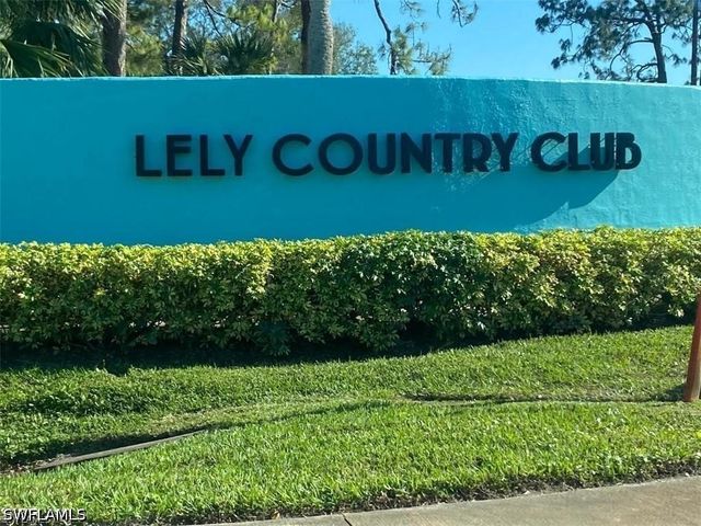 705 Augusta BLVD 705-5, Naples, FL 34113