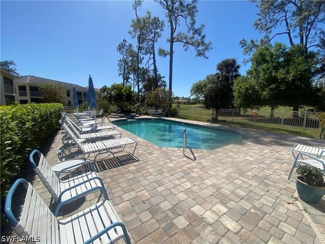 705 Augusta BLVD 705-5, Naples, FL 34113