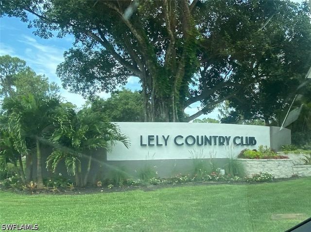 705 Augusta BLVD 705-5, Naples, FL 34113