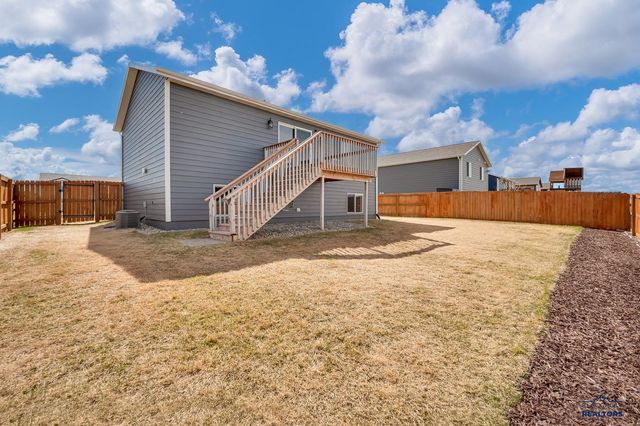 648 CIVIL WAY, Box Elder, SD 57719