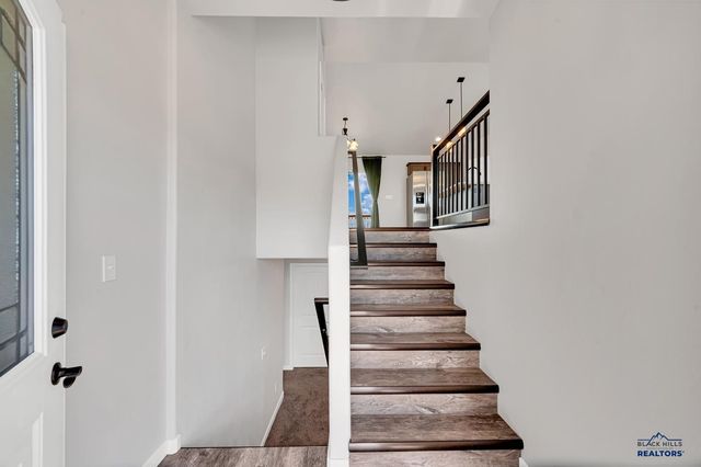 648 CIVIL WAY, Box Elder, SD 57719