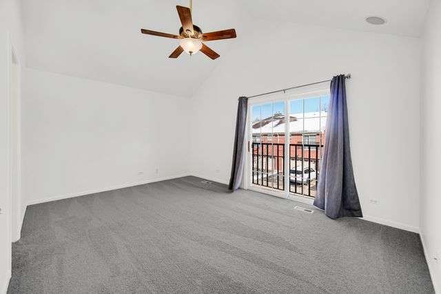 947 Kensington Drive 7-E3, Northbrook, IL 60062