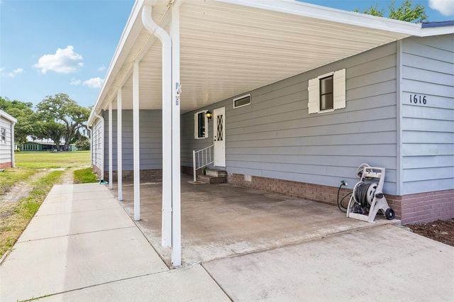 1616 W SCHWARTZ BOULEVARD, The Villages, FL 32159