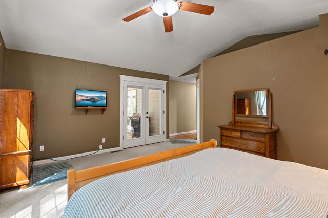 651 Dutcher Creek Road, Grants Pass, OR 97527