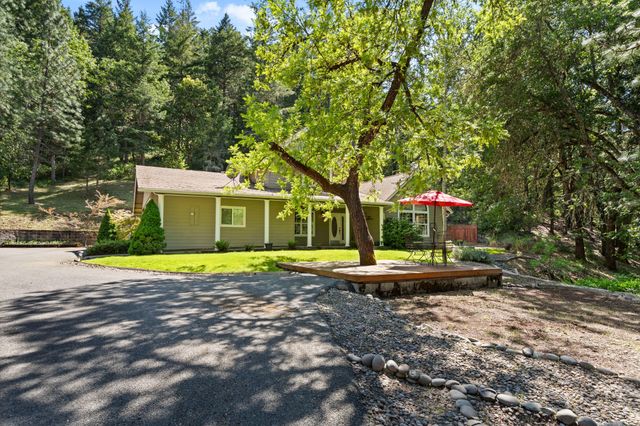 651 Dutcher Creek Road, Grants Pass, OR 97527